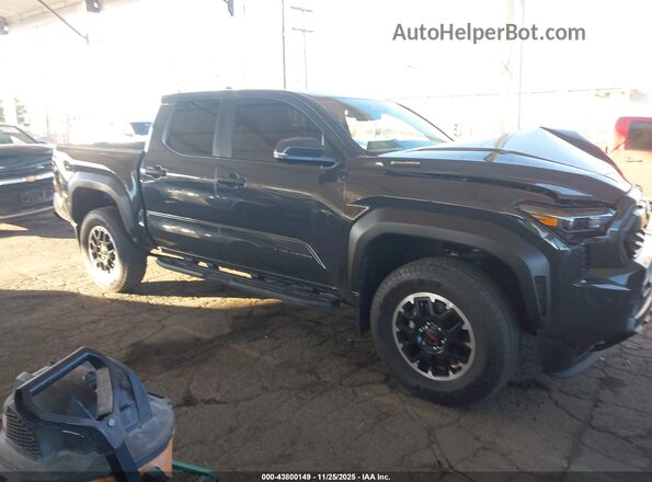 3TYLC5LN5RT011325 2024 TOYOTA TACOMA HYBRID Gray Rear interior view