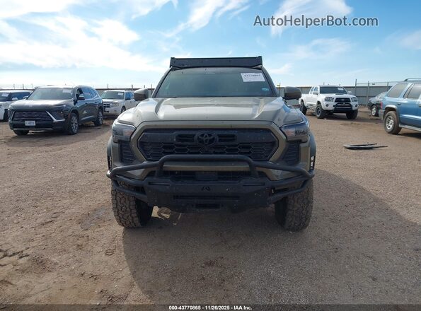 3TYLC5LNXRT005536 2024 TOYOTA TACOMA HYBRID Зеленый Вид щитка приборов