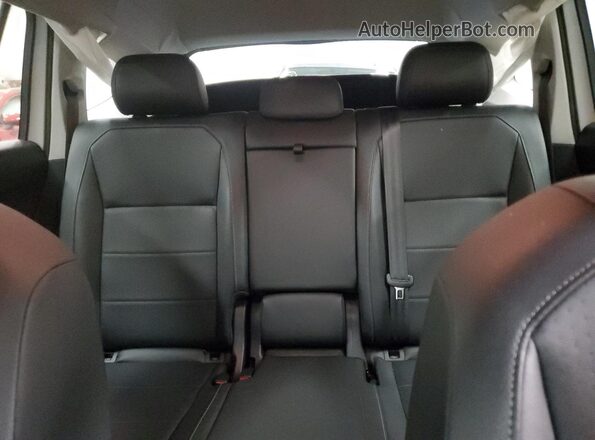 3VV2B7AX1KM070003 2019 VOLKSWAGEN TIGUAN White Вид задніх сидінь