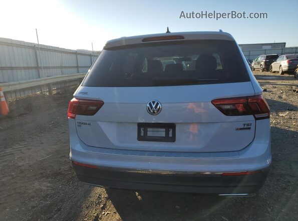 3VV2B7AX6JM138231 2018 VOLKSWAGEN TIGUAN Белый Вид сзади