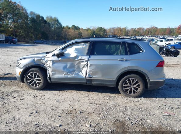 3VV3B7AX0MM030521 2021 VOLKSWAGEN TIGUAN Серебряный Вид задней части салона