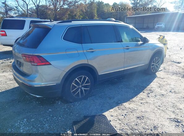 3VV3B7AX0MM030521 2021 VOLKSWAGEN TIGUAN Серебряный Задняя правая четверть
