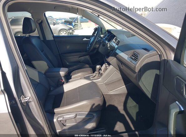 3VV3B7AX6MM088987 2021 VOLKSWAGEN TIGUAN Gray Vista interior delantera