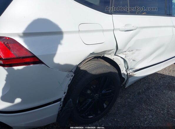 3VV8B7AX0NM066071 2022 VOLKSWAGEN TIGUAN Белый Вид спереди