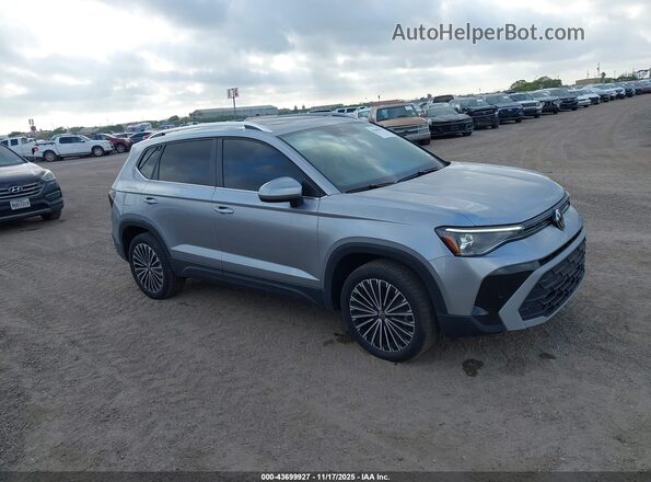 3VVEC7B28SM007932 2025 VOLKSWAGEN TAOS Серый Передняя правая четверть