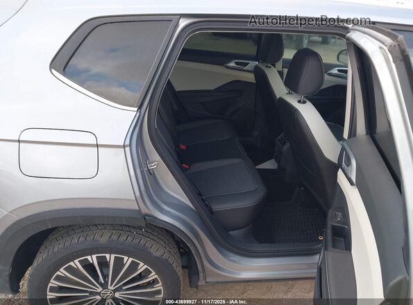 3VVEC7B28SM007932 2025 VOLKSWAGEN TAOS Серый Вид наклейки с VIN-кодом