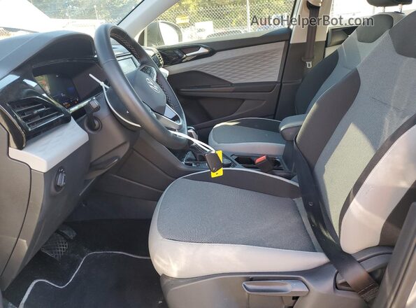 3VVFX7B25PM347958 2023 VOLKSWAGEN TAOS Серый Вид салона спереди