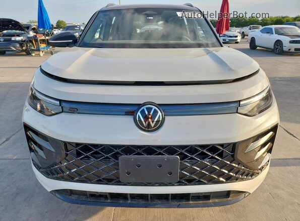 3VVGR7RM0SM014047 2025 VOLKSWAGEN TIGUAN Beige Widok z przodu