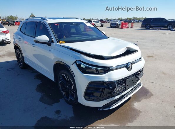 3VVLR7RM6SM059430 2025 VOLKSWAGEN TIGUAN White Delantero derecho