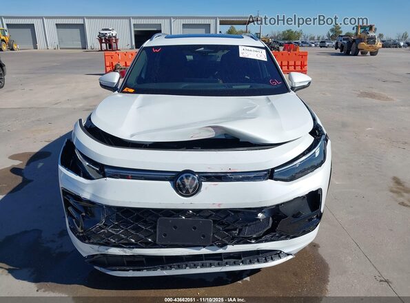 3VVLR7RM6SM059430 2025 VOLKSWAGEN TIGUAN White Vista del cuadro de instrumentos
