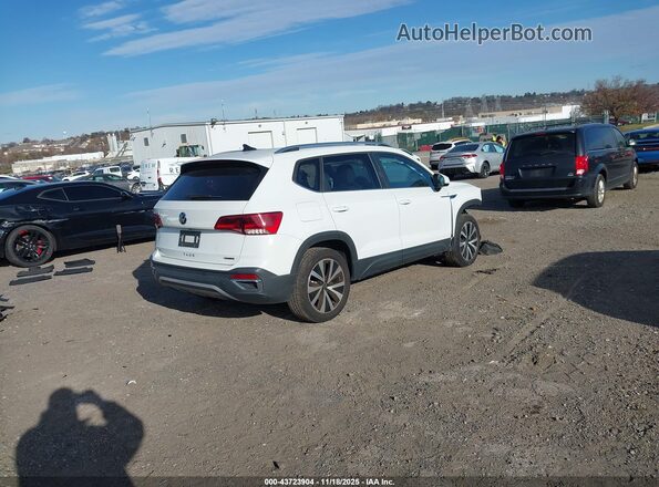 3VVLX7B20NM033621 2022 VOLKSWAGEN TAOS Белый Задняя правая четверть