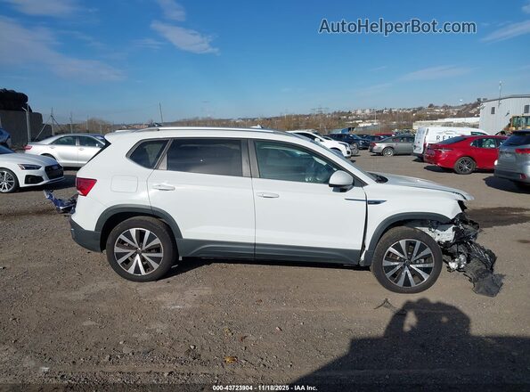 3VVLX7B20NM033621 2022 VOLKSWAGEN TAOS Белый Панорамный вид салона 360°