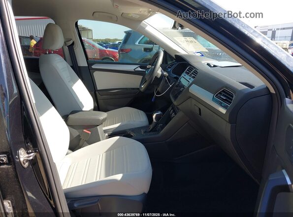 3VVRB7AX7RM205672 2024 VOLKSWAGEN TIGUAN Черный Вид салона спереди