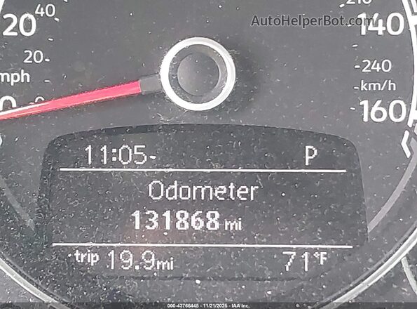 3VWF17ATXHM626508 2017 VOLKSWAGEN BEETLE Gray 