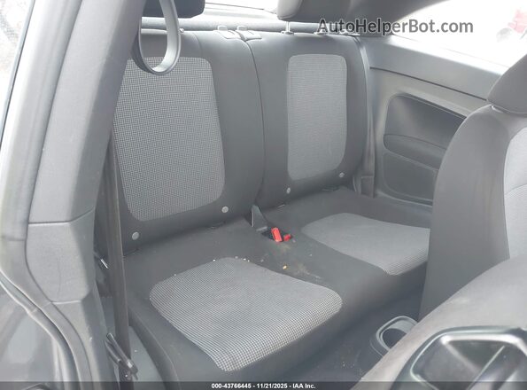 3VWF17ATXHM626508 2017 VOLKSWAGEN BEETLE Gray VIN sticker view