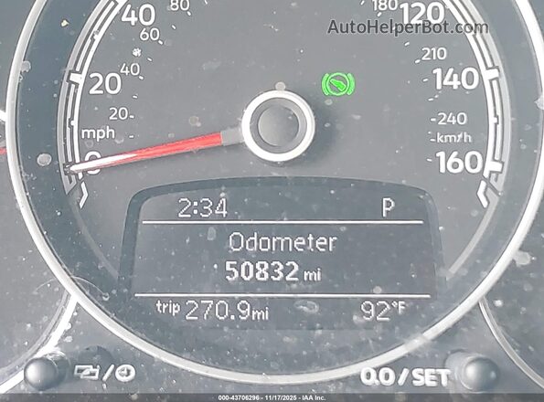 3VWFD7AT3JM709064 2018 VOLKSWAGEN BEETLE Серый 