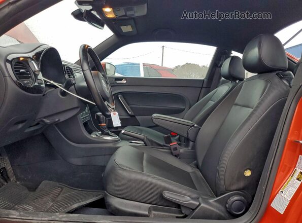 3VWFD7AT9JM700899 2018 VOLKSWAGEN BEETLE Orange Vista interior delantera