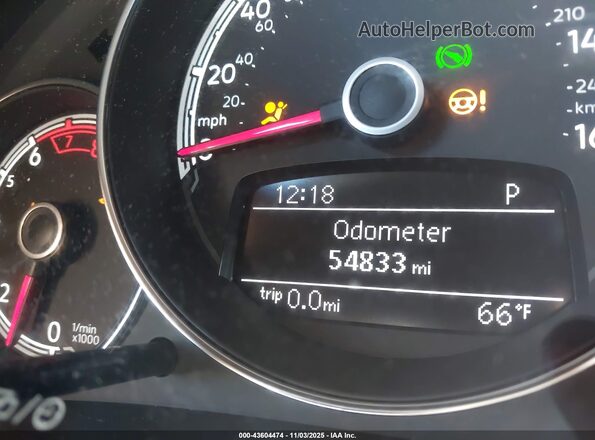 3VWJ17AT5HM618052 2017 VOLKSWAGEN BEETLE Белый 
