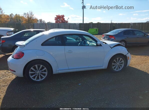3VWJ17AT5HM618052 2017 VOLKSWAGEN BEETLE Белый Панорамный вид салона 360°