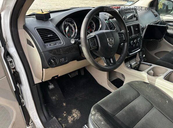 2C4RDGCG1GR334552 2016 DODGE CARAVAN Белый Вид щитка приборов