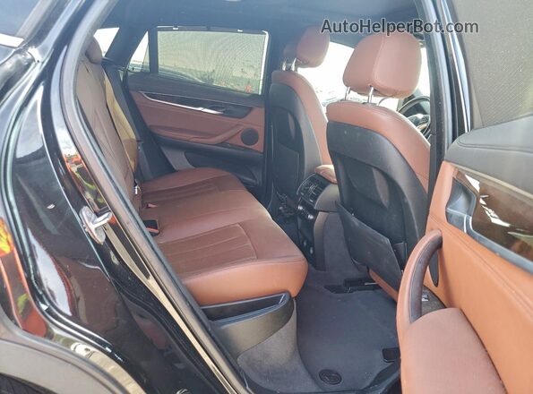 5UXKU2C31H0U28376 2017 BMW X6 Black Vista del compartimento del motor