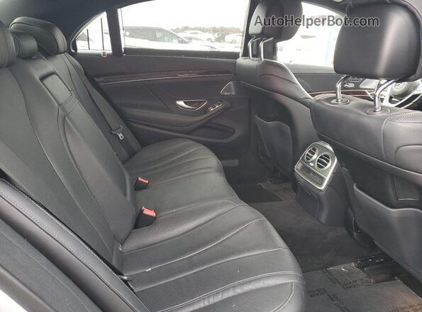 WDDUG6EB8JA348835 2018 MERCEDES-BENZ S-CLASS Silver Widok wnętrza z tyłu