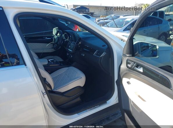 4JGDF6EE6KB239675 2019 MERCEDES-BENZ GLS 450 White Widok wnętrza z przodu