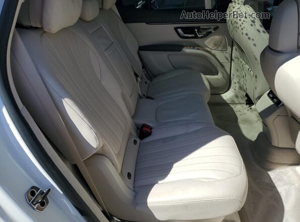 4JGDM2DB8PA023359 2023 MERCEDES-BENZ EQS White Rear interior view