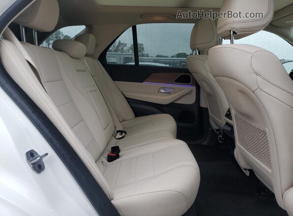 4JGFB4FB8SB365243 2025 MERCEDES-BENZ GLE White Widok wnętrza z tyłu