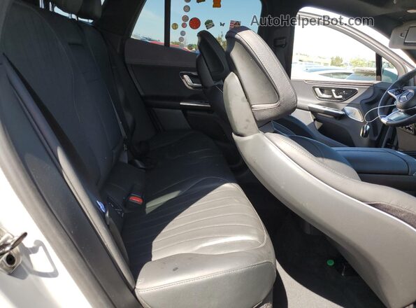 4JGGM2CB8PA032500 2023 MERCEDES-BENZ EQE Gray Widok wnętrza z tyłu