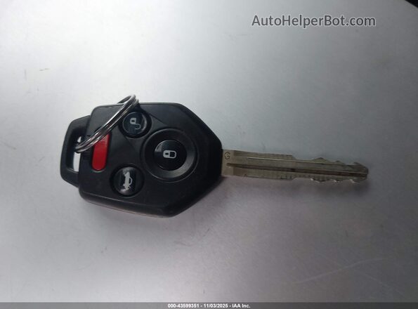 4S3BNAA65J3045759 2018 SUBARU LEGACY Silver Vista del salpicadero
