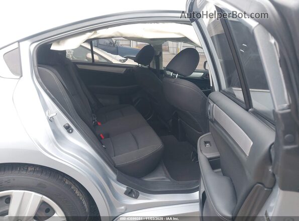 4S3BNAA65J3045759 2018 SUBARU LEGACY Silver Vista de la etiqueta del VIN