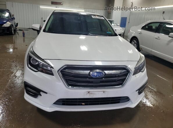 4S3BNAD64J3023005 2018 SUBARU LEGACY White Widok z przodu
