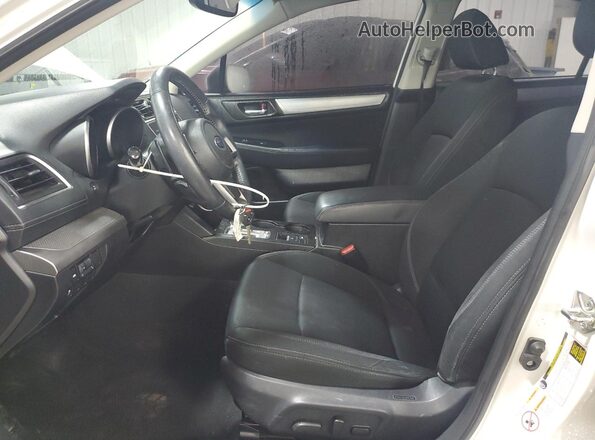 4S3BNAD64J3023005 2018 SUBARU LEGACY White Widok wnętrza z przodu