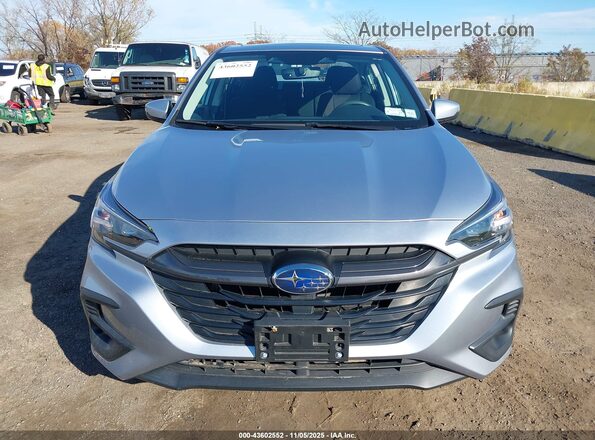 4S3BWAF66R3013260 2024 SUBARU LEGACY Silver ხელსაწყოთა პანელის ხედი