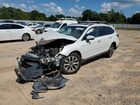 2018 Subaru Outback Touring White vin: 4S4BSETC2J3319692