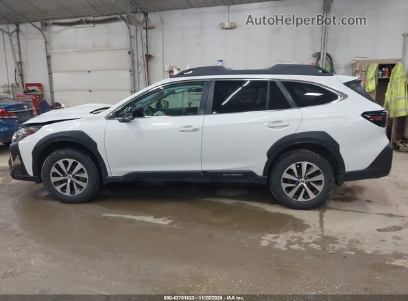 4S4BTACC2P3217940 2023 SUBARU OUTBACK Белый Панорамный вид салона 360°