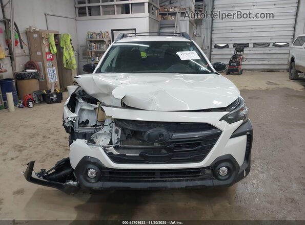4S4BTACC2P3217940 2023 SUBARU OUTBACK Белый Вид щитка приборов