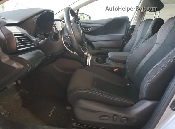 4S4BTADC2M3215776 2021 SUBARU OUTBACK Серебряный Вид салона спереди