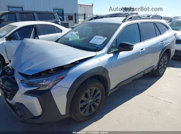 4S4BTAJC1P3203417 2023 SUBARU OUTBACK Серебряный Передняя левая четверть