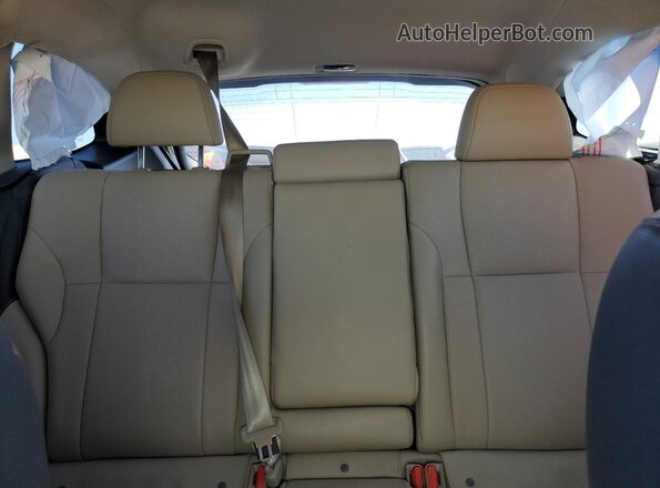 4S4BTANC4M3172587 2021 SUBARU OUTBACK White Rear seats view