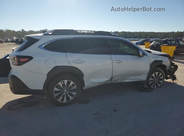 4S4BTAPC4R3130859 2024 SUBARU OUTBACK Белый Задняя правая четверть