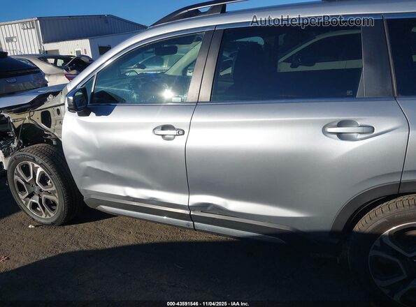 4S4WMARD3P3410600 2023 SUBARU ASCENT Silver Vista interior de 360 grados