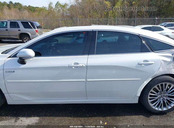 4T1B21FB7KU010095 2019 TOYOTA LIMITED White 