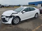 2020 Toyota Camry Le White vin: 4T1C11BK0LU002760