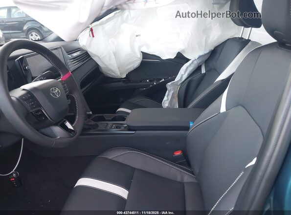 4T1DAACK2SU204162 2025 TOYOTA CAMRY Blue Вид салону спереду