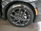 2025 Chrysler Pacifica Limited Черный vin: 2C4RC1GG2SR524671 Damage: Right Front Wheel, Curb Rash, > 12 Inches