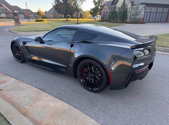 1G1YS2D66H5602836 2017 CHEVROLET CORVETTE Серый Передняя правая четверть