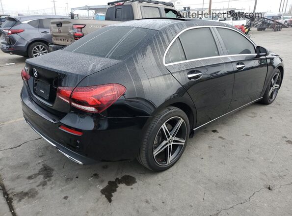W1K3G4EBXMJ290697 2021 MERCEDES-BENZ A Черный Передняя правая четверть