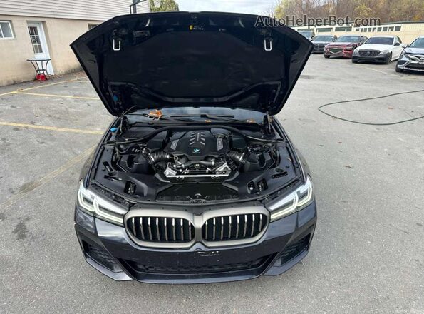 WBA13BK07NCH59691 2022 BMW M5 Черный Вид салона спереди